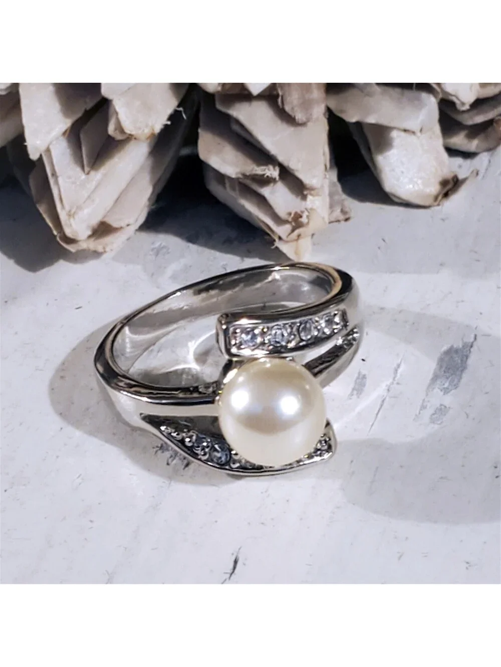 Silver Platinum Plated Austrian Crystal and Pink Cultured Pearl Ring Size 8